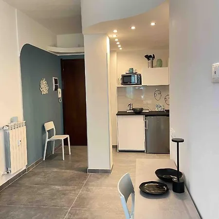 Апартаменты Amazing Flat Central Wi Fi A/c Рапалло