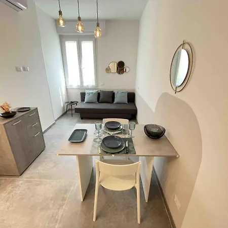 Апартаменты Amazing Flat Central Wi Fi A/c Рапалло