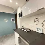 Amazing Flat Central Wi Fi A/c Апартаменты