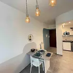 Amazing Flat Central Wi Fi A/c Апартаменты