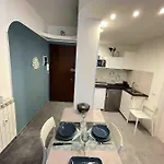 Апартаменты Amazing Flat Central Wi Fi A/c