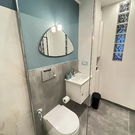 Amazing Flat Central Wi Fi A/c Apartment